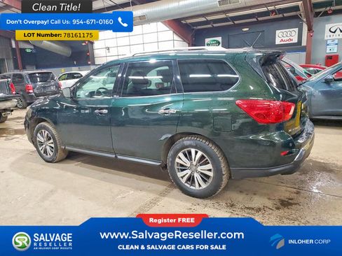 Used 2018 Nissan Pathfinder SV image 3