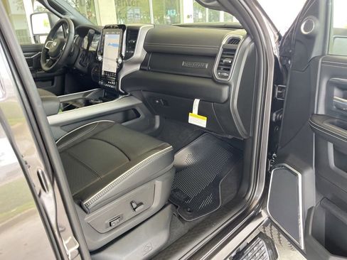 New 2024 RAM 2500 Laramie w/ Night Edition image 24