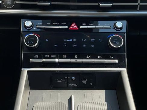 Used 2025 Hyundai Santa Fe XRT image 28