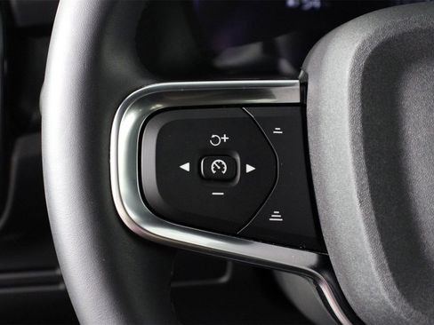 Used 2023 Volvo C40 P8 Recharge Plus image 10