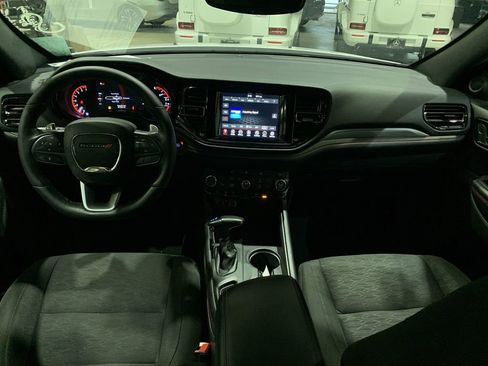 Used 2023 Dodge Durango GT image 2