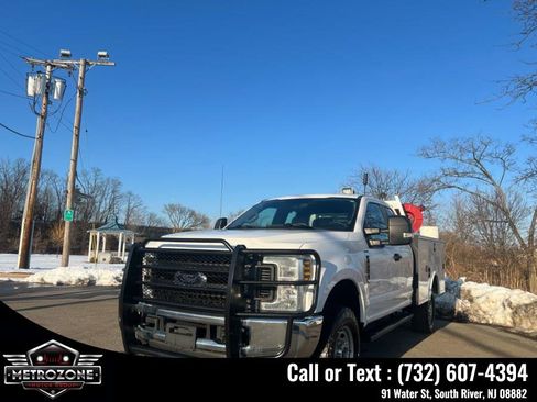 Used 2019 Ford F350 XL w/ XL Value Package AWD/4WD image 6