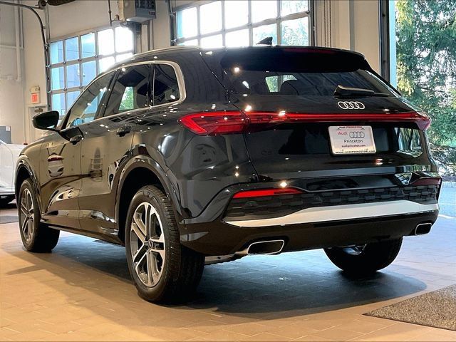 New 2026 Audi Q5 Premium AWD/4WD image 4