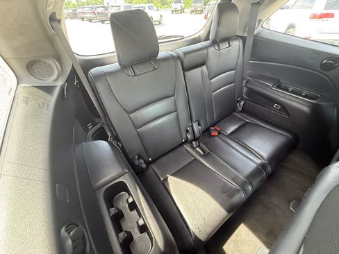 Used 2017 Honda Pilot Elite image 11