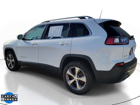 Used 2019 Jeep Cherokee Limited w/ Technology Group AWD/4WD image 3