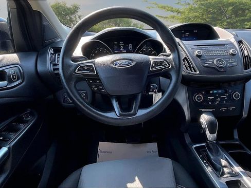 Used 2018 Ford Escape SE FWD image 5
