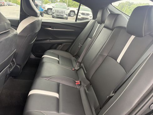 Used 2025 Toyota Camry SE FWD image 13