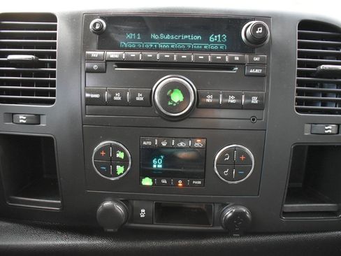Used 2013 Chevrolet Silverado 1500 LT RWD image 19