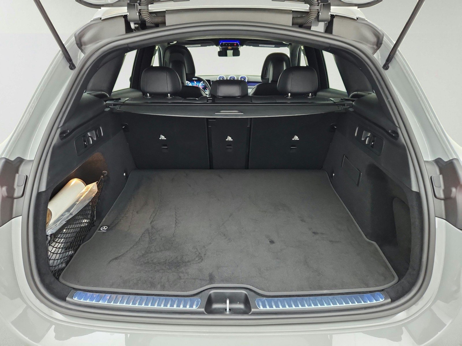 Certified 2026 Mercedes-Benz GLC 300 image 32