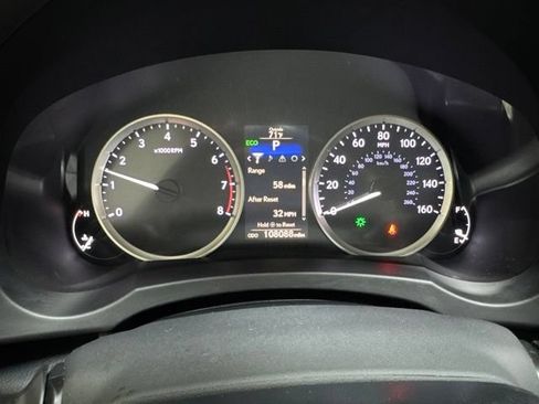 Used 2015 Lexus IS 250 RWD image 17