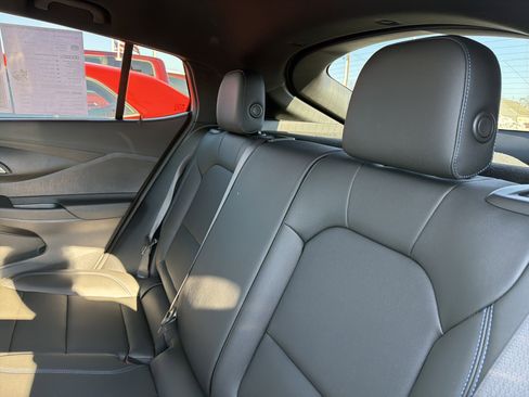 Certified 2025 Buick Envista Sport Touring w/ Convenience I Package image 22