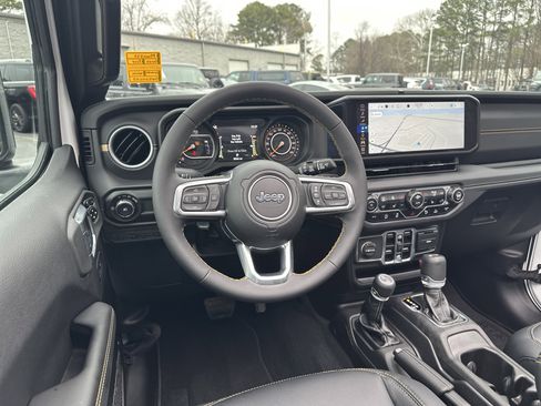 Used 2025 Jeep Wrangler Sahara w/ Safety Group image 25