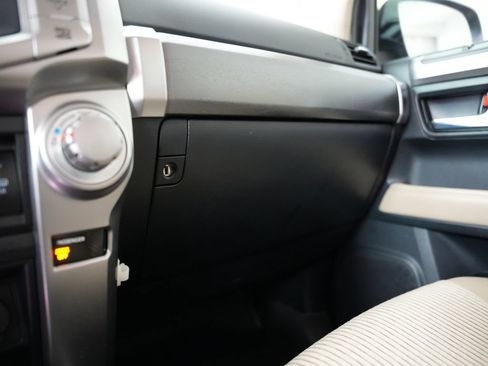 Used 2015 Toyota 4Runner SR5 AWD/4WD image 53