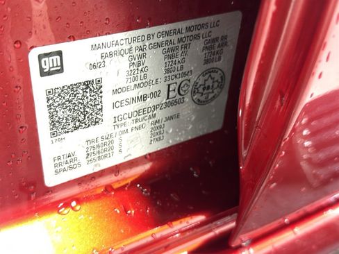 Used 2023 Chevrolet Silverado 1500 RST w/ Z71 Off-Road Package image 41