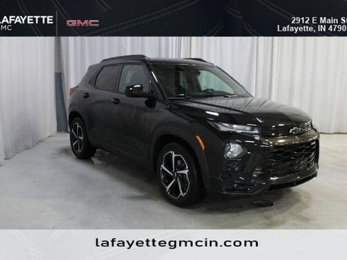 Used 2023 Chevrolet TrailBlazer RS w/ Sun and Liftgate Package FWD image 1