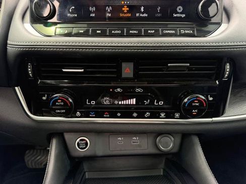 Used 2021 Nissan Rogue SL w/ Premium Package AWD/4WD image 18