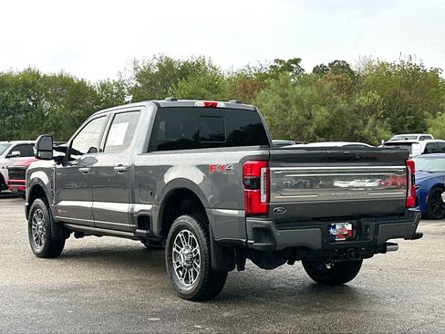 Used 2025 Ford F250 Platinum w/ Platinum Plus Package AWD/4WD image 13