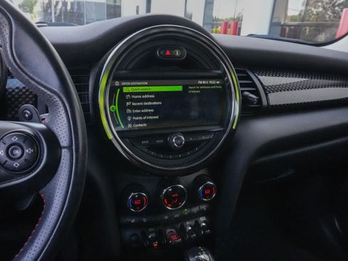 Used 2019 MINI Cooper S image 23