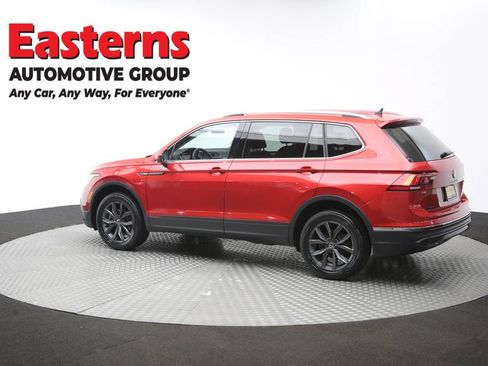 Used 2023 Volkswagen Tiguan SE AWD/4WD image 60