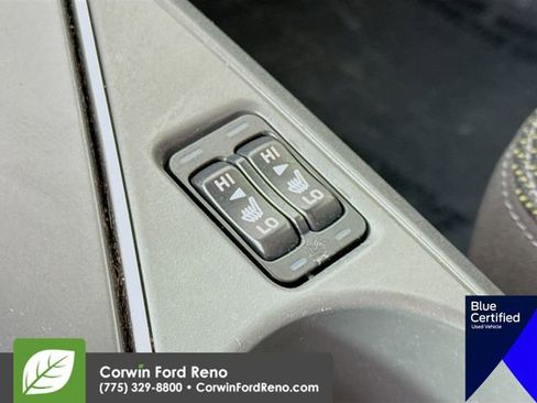 Used 2024 Subaru Crosstrek 2.0i Premium image 23