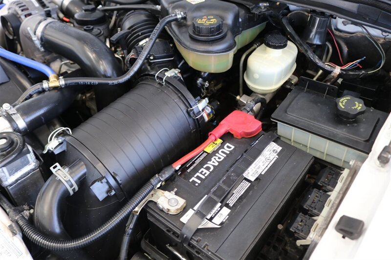 Used 2005 Ford Excursion XLT AWD/4WD image 31