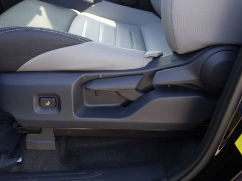 New 2025 Toyota Tacoma TRD Off-Road image 10