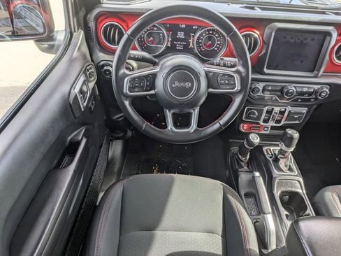 Used 2018 Jeep Wrangler Unlimited Rubicon image 12
