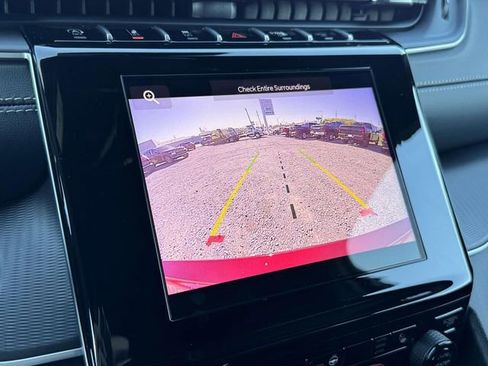 New 2025 Jeep Grand Cherokee L Laredo AWD/4WD image 4