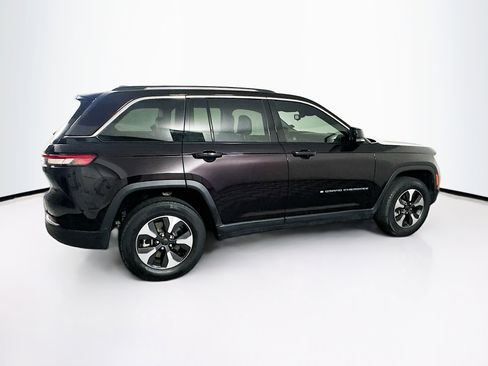 Used 2022 Jeep Grand Cherokee Limited 4xe image 10