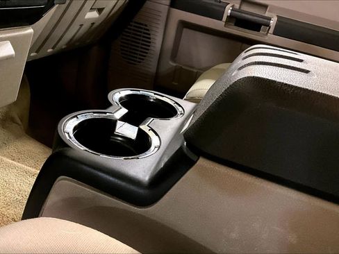 Used 2008 Ford F350 XLT image 16