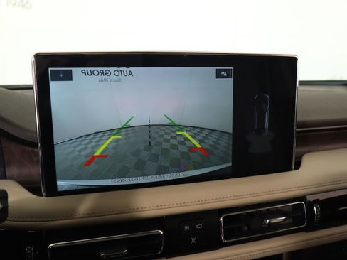 Used 2023 Lincoln Nautilus Reserve image 6