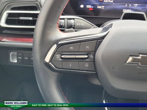 Used 2024 Chevrolet Traverse RS image 12