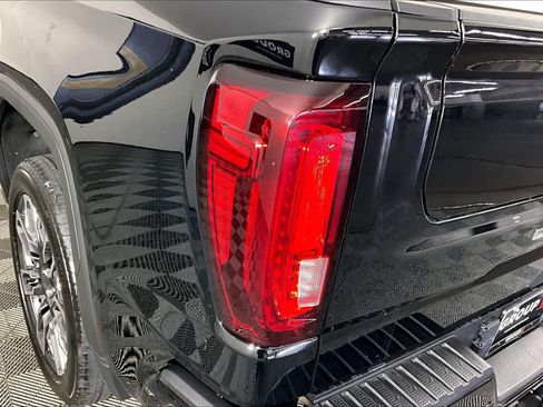 Certified 2023 GMC Sierra 1500 Denali Ultimate AWD/4WD image 28