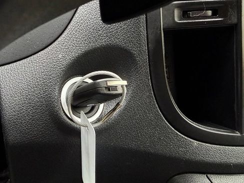 Used 2020 Mercedes-Benz Metris image 26