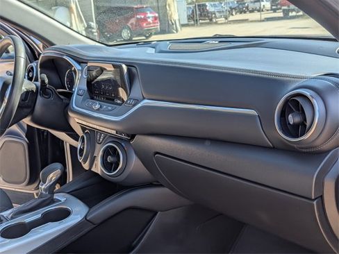Used 2022 Chevrolet Blazer LT image 25