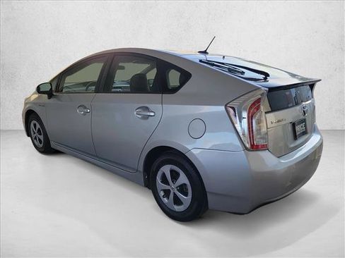 Used 2015 Toyota Prius Three FWD image 6