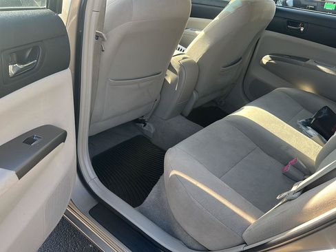 Used 2008 Toyota Prius w/ Pkg 2 FWD image 7