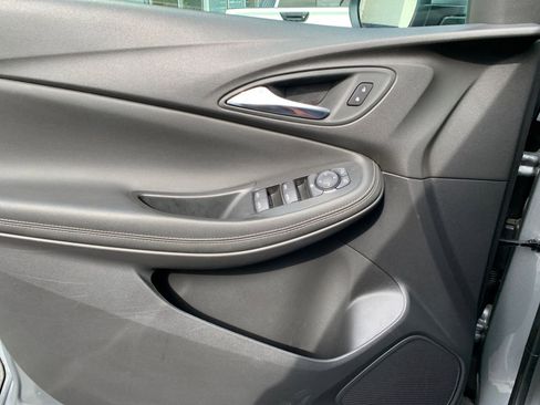 Used 2025 Buick Encore GX Preferred image 20