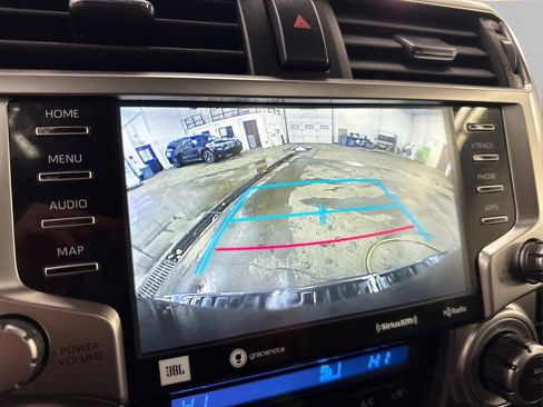 Used 2021 Toyota 4Runner Limited image 29