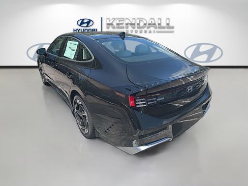New 2026 Hyundai Sonata SEL FWD image 4