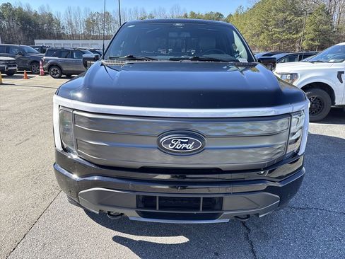 Used 2025 Ford F150 Lightning Lariat image 2