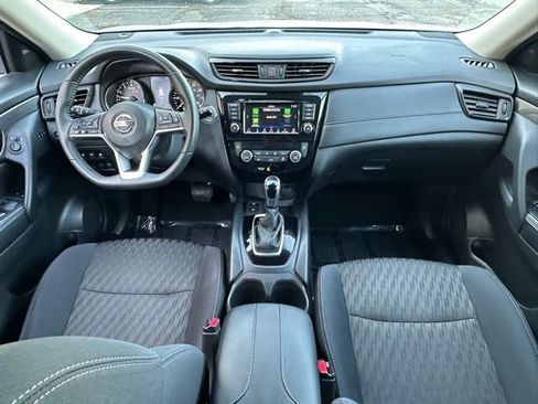 Used 2019 Nissan Rogue SV w/ Premium Package AWD/4WD image 31