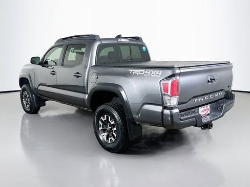 Used 2022 Toyota Tacoma TRD Off-Road w/ Technology Package image 16