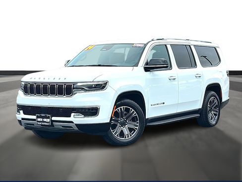 Used 2024 Jeep Wagoneer L Series II image 1