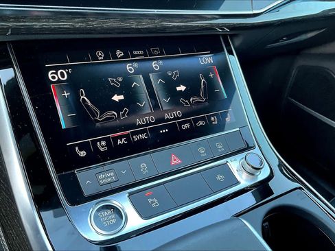 Used 2025 Audi Q8 Premium Plus w/ Premium Plus Package image 24
