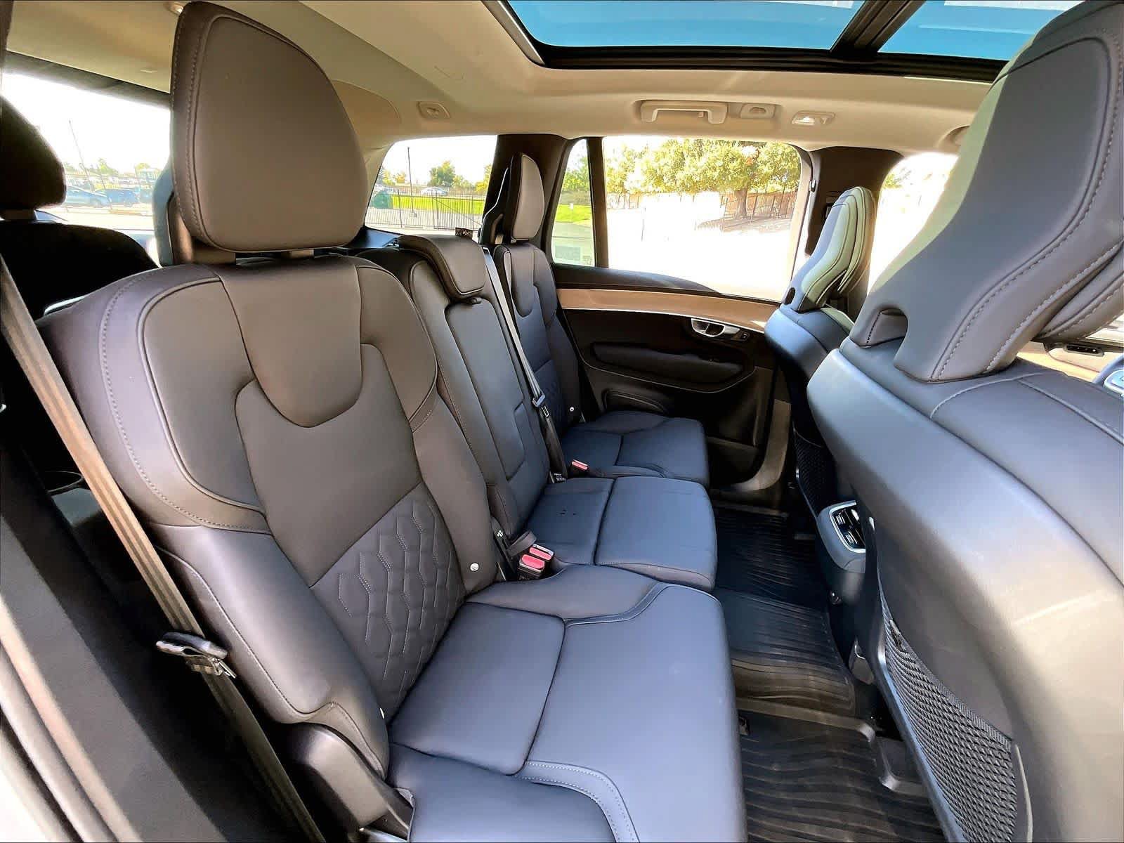 Used 2026 Volvo XC90 B5 Plus w/ Protection Package AWD/4WD image 31