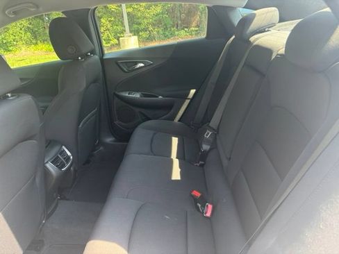 Used 2024 Chevrolet Malibu LT FWD image 15