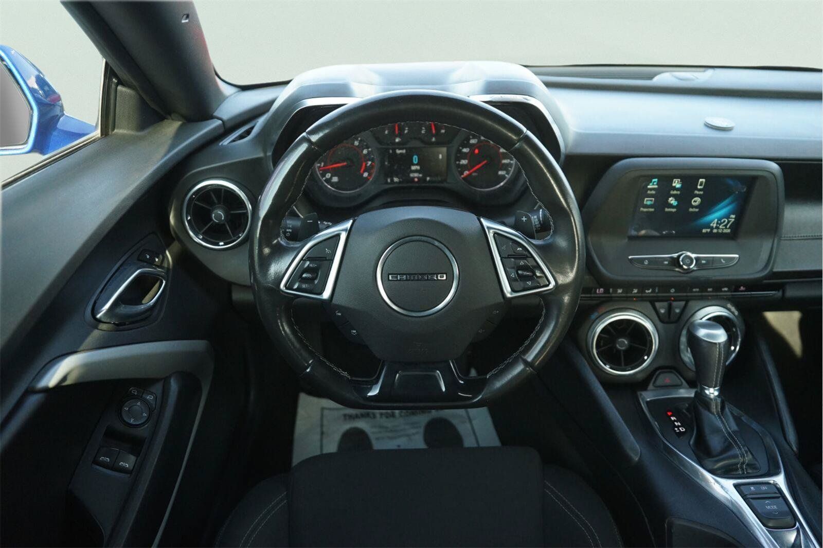 Used 2018 Chevrolet Camaro LT RWD image 17