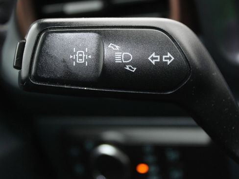 Used 2022 Ford Maverick Lariat w/ Lariat Luxury Package image 24