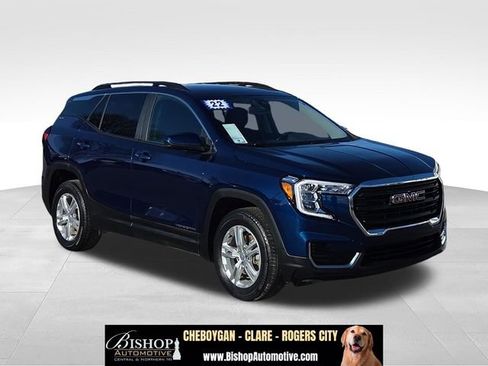 Used 2022 GMC Terrain SLE w/ Driver Convenience Package AWD/4WD image 1